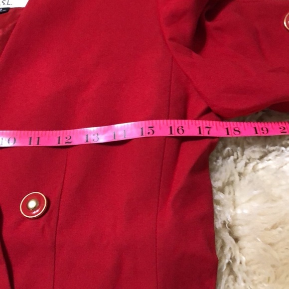 Red pleated skirt and Jacket size 4 - Picture 12 of 12